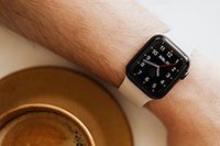 Why Smartwatches Become a Must-Have Gadget?